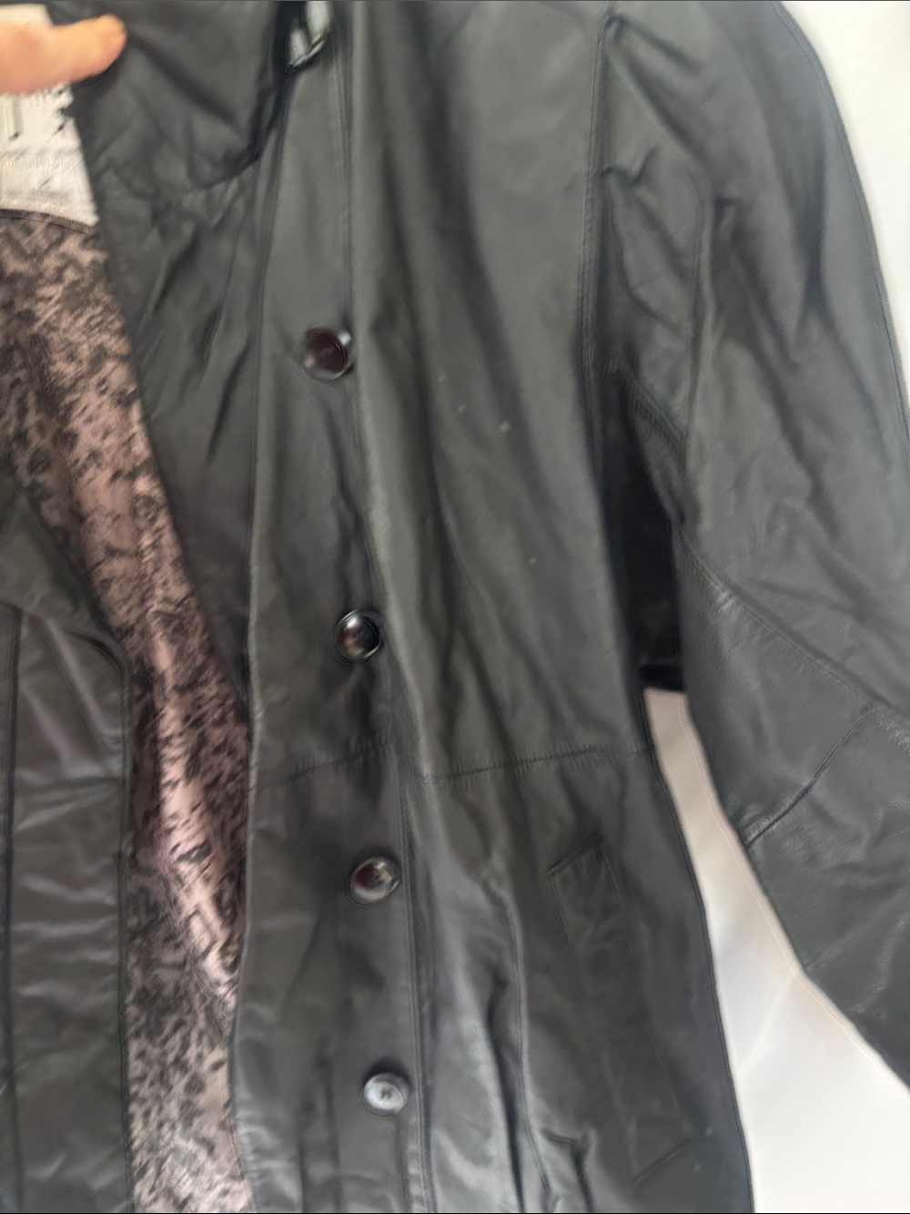 J Gallery. Leather Woman’s Jacket.  Size Medium. Vintage 1980s Or Early 90s.
